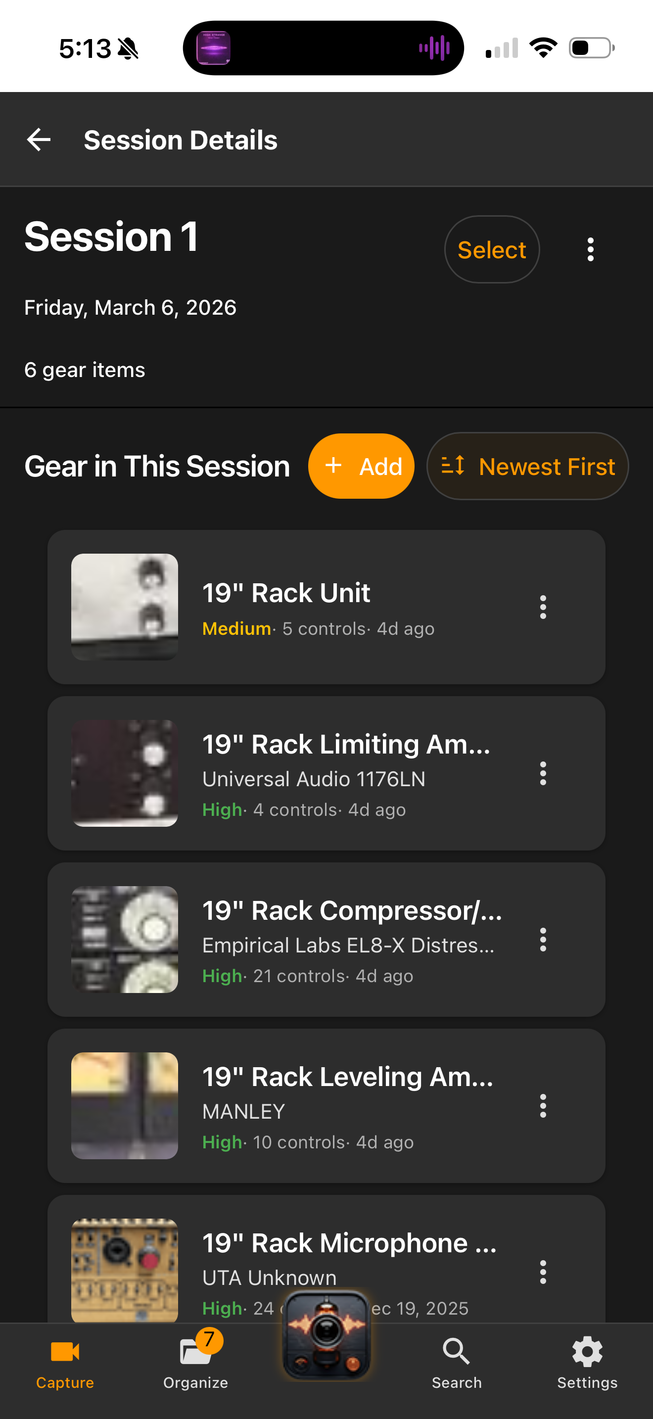 SessionPiX app showing detected studio gear
